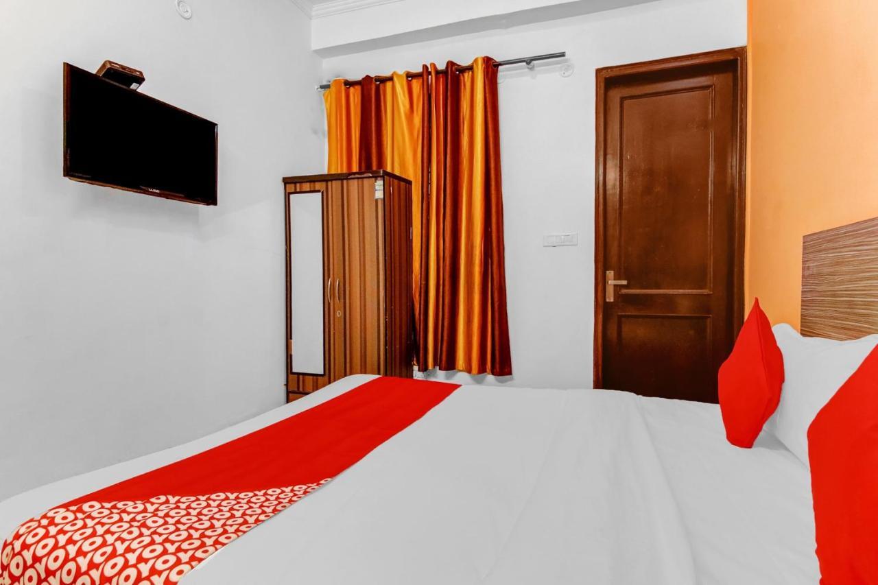 Hotel O Orlov Νόιντα Εξωτερικό φωτογραφία