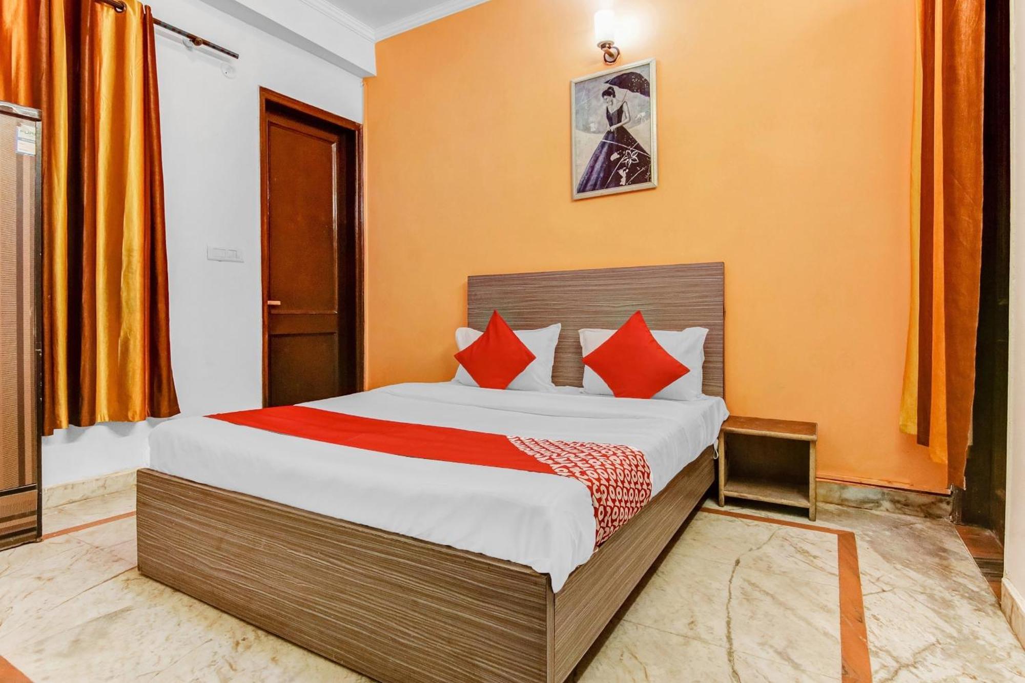 Hotel O Orlov Νόιντα Εξωτερικό φωτογραφία