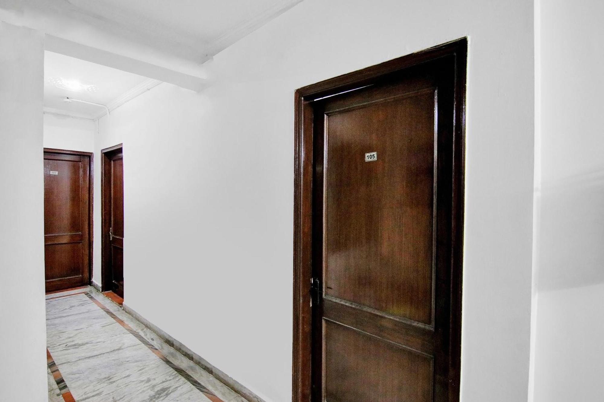 Hotel O Orlov Νόιντα Εξωτερικό φωτογραφία