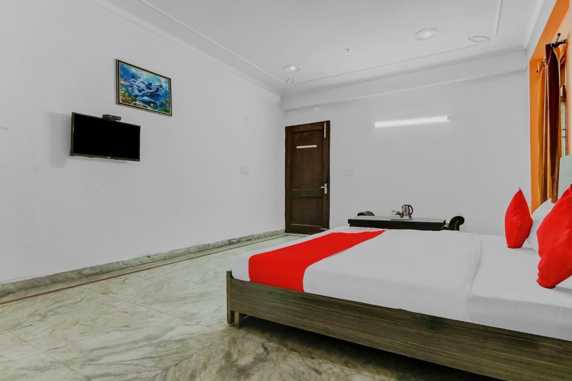 Hotel O Orlov Νόιντα Εξωτερικό φωτογραφία